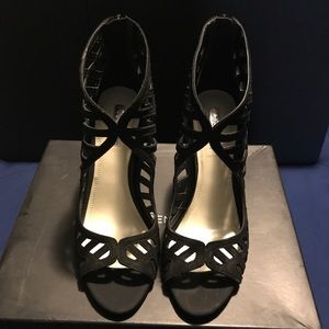 New inbox never worn